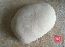 Illustration of how to make rose rolls 4