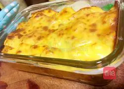 Illustration of how to make red sausage baked rice 9