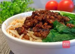 Illustration of making rice noodles with mixed sauce 9