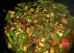 Bean braised noodles Practice illustration 11