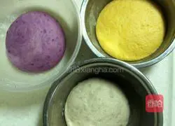 Illustration of how to make rose rolls 6