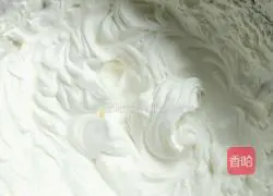 Strawberry Layer Box Cake Recipe Illustration 13