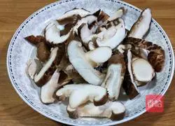 Illustration of how to make braised beans and noodles 4