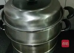 Illustration of how to make rose rolls 8