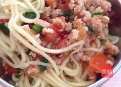 Illustration of how to make tomato minced meat pasta 3