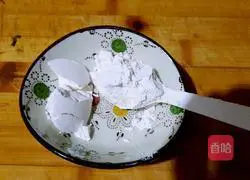 Homemade spring roll wrapper Illustration of how to do it 2