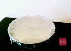 Illustration of how to make milky matcha hair cake 5