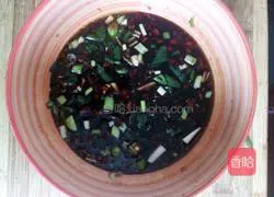 Illustration of how to make Sichuan cold noodles 3