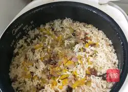 Illustration of how to cook sausage and rice 22