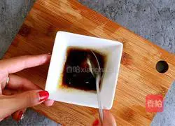 Illustration of how to make preserved clay pot rice 5