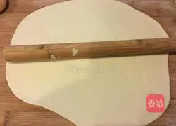 Illustration of how to make two-color flower rolls 12