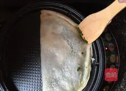 Illustration of how to make leek box 8