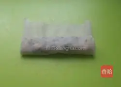 leek Illustration of how to make egg vermicelli spring rolls 16