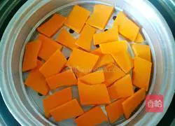 Illustration of how to make pumpkin hair cake 3