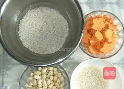Illustration of how to make sweet potato, glutinous rice and peanut porridge 4