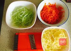 Illustration of how to make cold rice noodles 2
