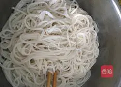Yunnan small pot rice noodles recipe 2