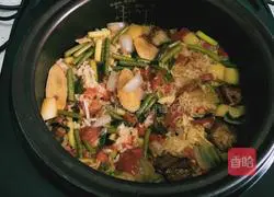 Illustration of how to make stuffed pork ribs with rice 12