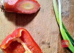 Illustration of how to make pickled cabbage rice noodles 3