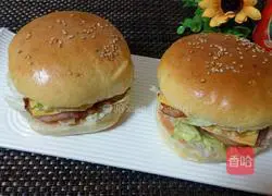 Illustration of how to make bacon cheeseburger 17