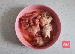 Illustration of how to make mushroom and chicken rice noodles 2