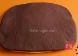 Illustration of how to make two-color flower rolls 5