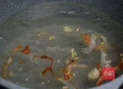 Illustration of how to make stone pot rice noodles 3