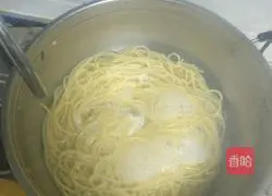 Simple Chicken Tomato Pasta Recipe Illustration 3