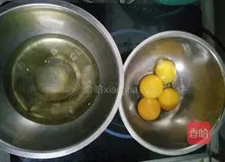 Strawberry Box Cake Recipe Illustration 1