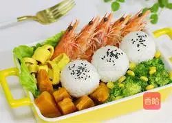 Illustration of how to make shrimp and vegetable rice ball bento 15