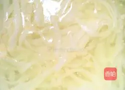 Three Fresh Rice Noodles Recipe Illustration 5