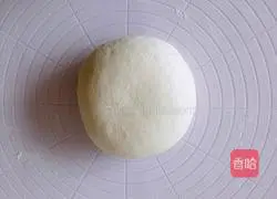 Illustration of how to make coconut milk-flavored flower rolls 9