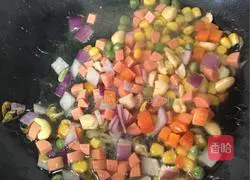 Illustration of how to make colorful cheese baked rice 5