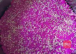 Illustration of how to make red dragon fruit cake 6