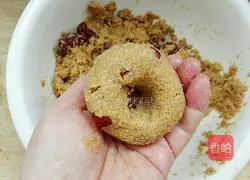 Illustration of making brown sugar and jujube steamed buns 7