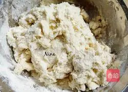 Illustration of how to make green onion rolls 2