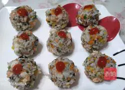Illustration of how to make seafood and vegetable rice balls 3