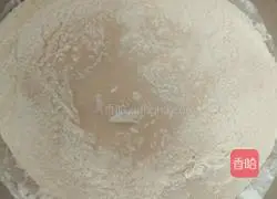 Illustration of how to make pumpkin hair cake 1