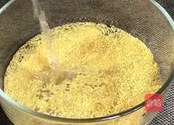 Lily millet porridge Illustration of how to do it 5