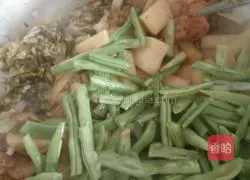 Illustration of braised noodles 7