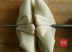 How to make lotus rolls Illustration 12