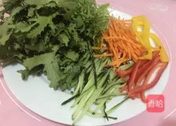 Illustration of how to make single-bread rolls 10