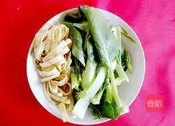 Illustration of how to make spicy and sour rice noodles 2