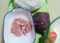 Illustration of how to make fried pork liver rice noodles 2