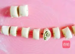 Pepper and pepper florets Illustration of how to make a roll 4