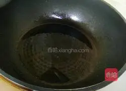 Illustration of Sichuan Sausage and Mushroom Braised Rice 3