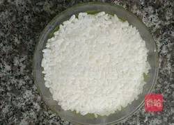 Illustration of how to make curry chicken rice 10