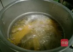 Illustration of how to make pasta 2