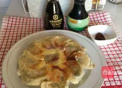 Illustration of how to make pot stickers 5