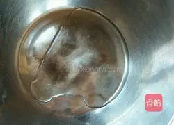 Illustration of how to make pumpkin hair cake 9